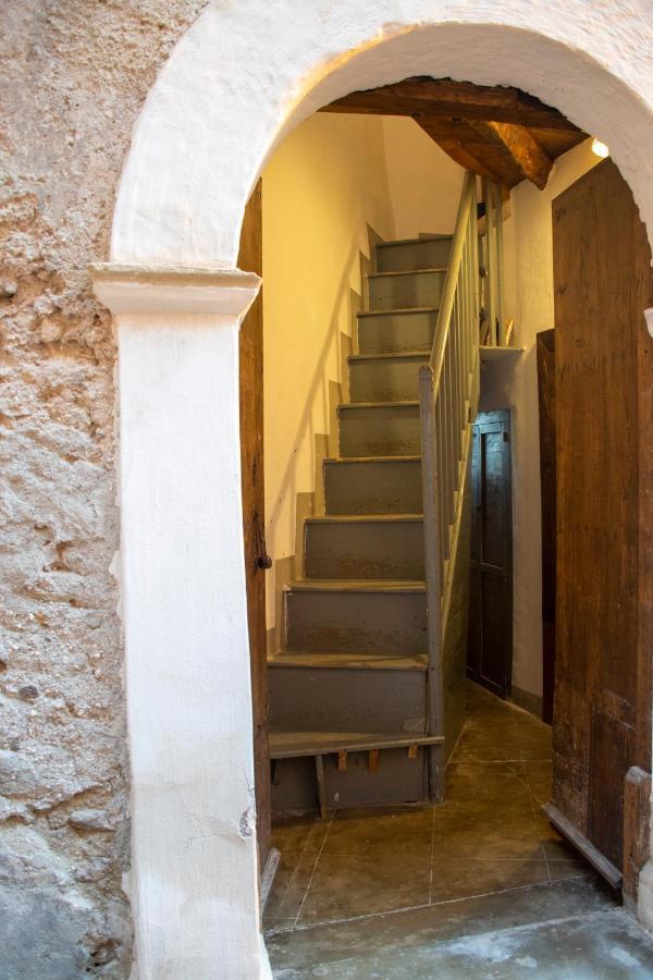 Palazzo Del Diplomatico Belmonte Calabro Exterior foto